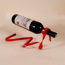 Load image into Gallery viewer, Iron Ribbon Wine Rack Holder
